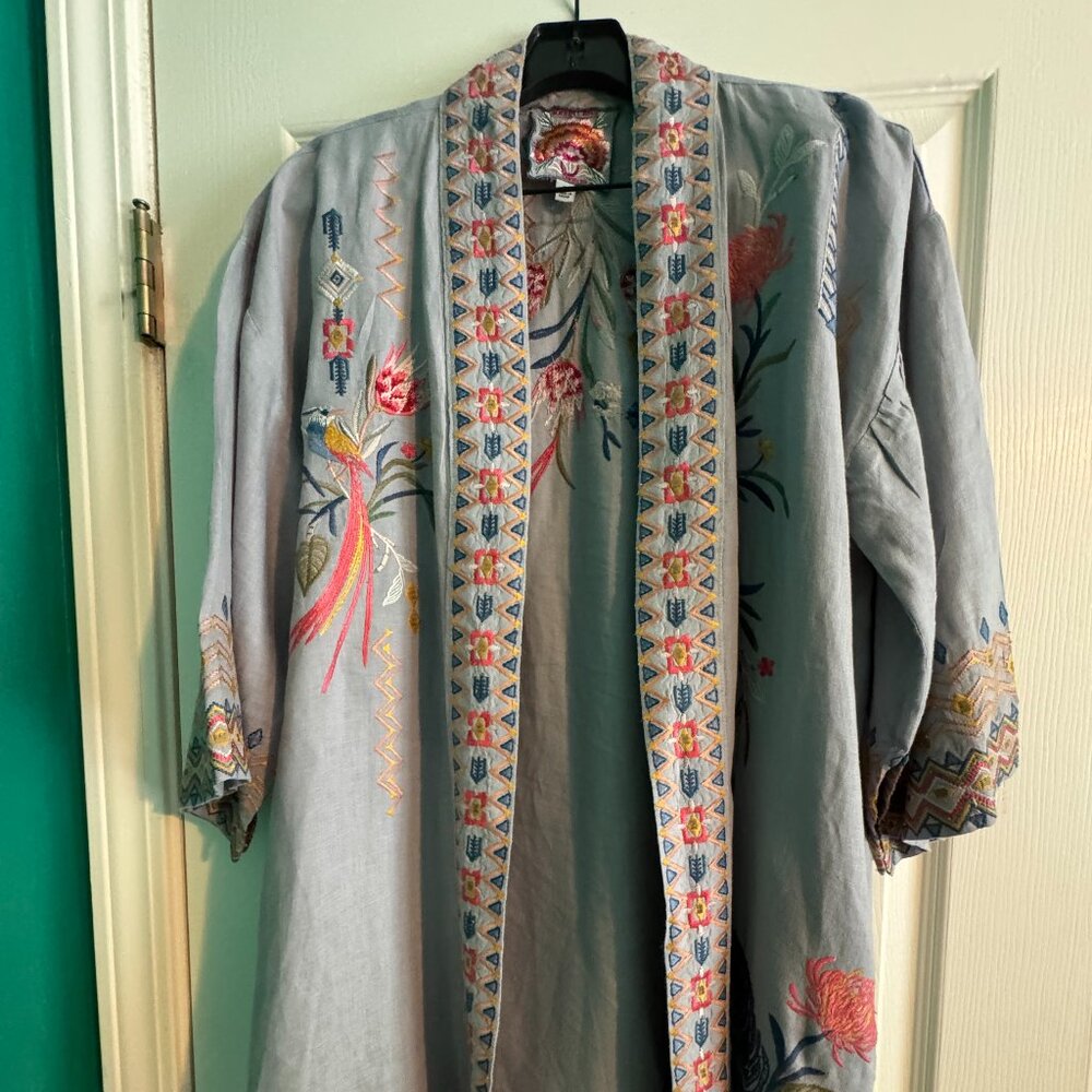 Johnny Was Kimono Size Small, linen with embroidery